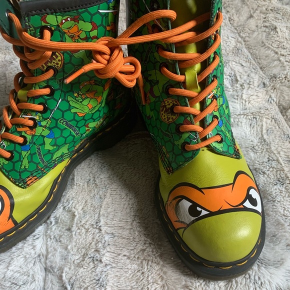 ❌SOLD❌ |RARE | Dr Martens Mikey Boots |TMNT| EUC | Men Size 9 |Women size 10 | - Picture 5 of 11